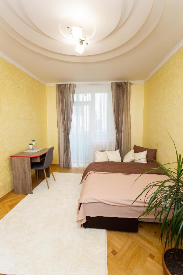 Apartament Центр. Вулиця Липова. 3 Кімнати Tarnopol Zewnętrze zdjęcie